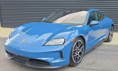 2026 Porsche Taycan 4