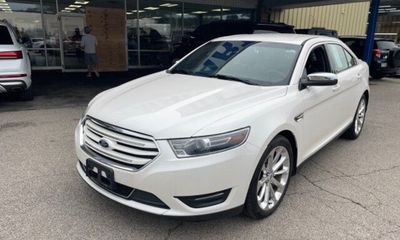 2015 Ford Taurus Limited