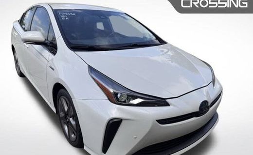 2020 Toyota Prius LE