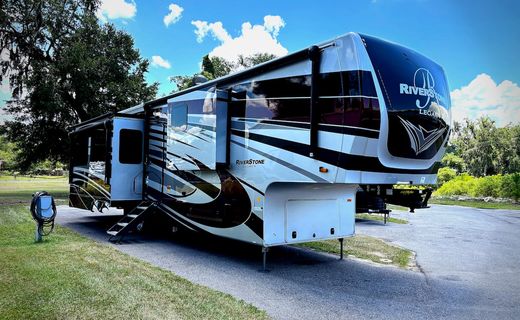 2022 Forest River Riverstone 39RKFB RV