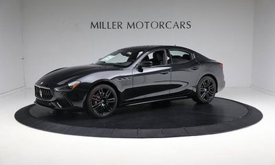 2024 Maserati Ghibli Modena Q4