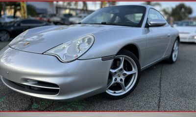 2002 Porsche 911 Carrera