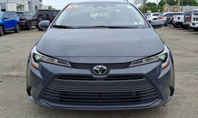 2023 Toyota Corolla L LE SE