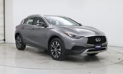 2018 Infiniti QX30 Premium