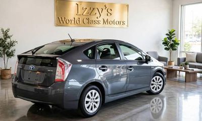 2015 Toyota Prius Base