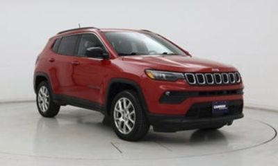 2023 Jeep Compass Latitude LUX Altitude