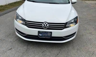 2012 Volkswagen Passat S