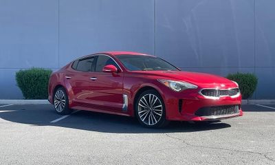 2019 Kia Stinger Base