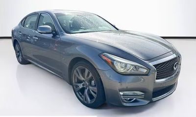 2019 Infiniti Q70L 37 Luxe