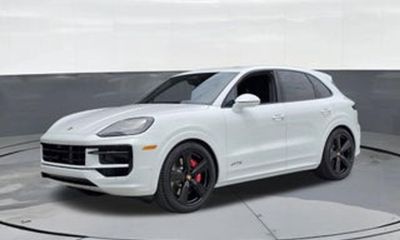 2026 Porsche Cayenne S E Hybrid