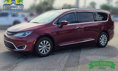 2018 Chrysler Pacifica Touring L Plus
