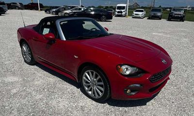 2017 Fiat 124 Spider Classica