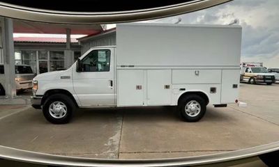 2018 Ford E-Series Chassis E 350 SD
