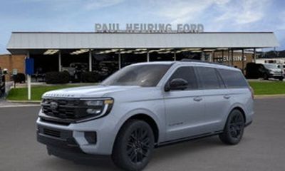 2026 Ford Expedition Active