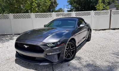 2019 Ford Mustang I4 Convertible