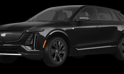 2026 Cadillac Lyriq Signature Sport