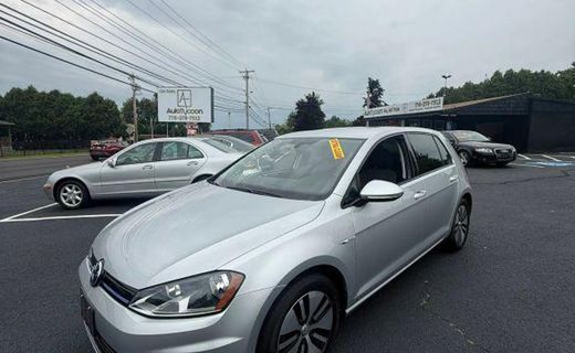 2016 Volkswagen E-Golf SE
