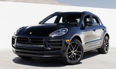 2025 Porsche Macan