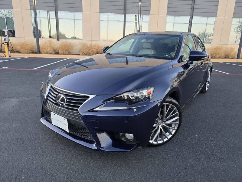 2014 Lexus IS — a typically priced live listing
