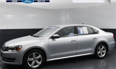 2014 Volkswagen Passat SE