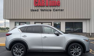 2019 Mazda CX-5 Signature
