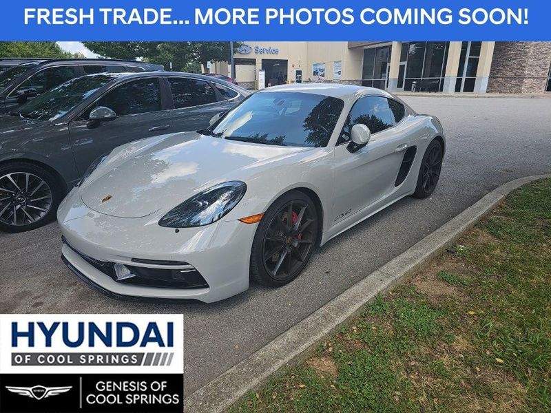 Representative 2025 Porsche 718 Cayman photo