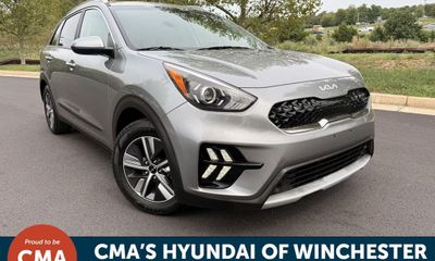 2022 Kia Niro LXS