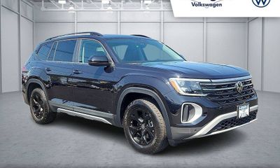 2025 Volkswagen Atlas 4Motion Peak Edition