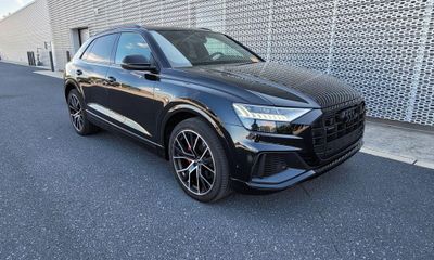 2022 Audi Q8 S Line Quattro