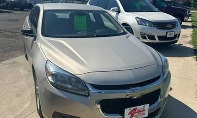 2015 Chevrolet Malibu LS 1LS