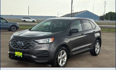2020 Ford Edge SE