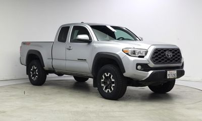 2022 Toyota Tacoma SR5