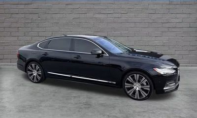 2023 Volvo S90 Plus Bright With