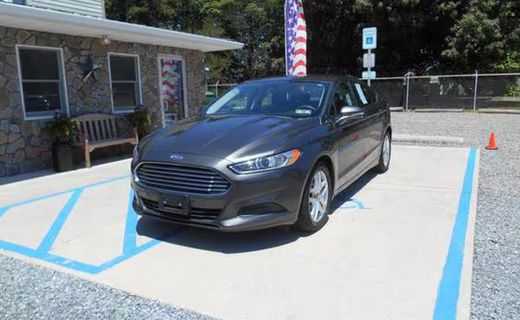2016 Ford Fusion SE