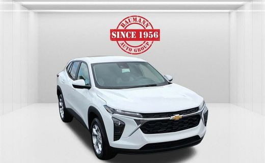 2025 Chevrolet Trax LS