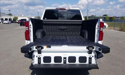 2024 Chevrolet Silverado Trail Boss LT