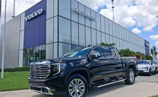 2023 GMC Sierra Denali