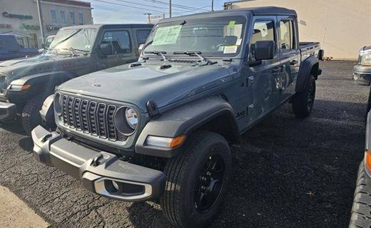 2026 Jeep Gladiator Sport