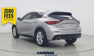 2017 Infiniti QX30 Luxury