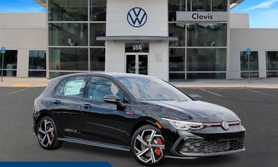 2024 Volkswagen Golf GTI SE