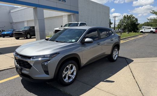 2024 Chevrolet Trax LS
