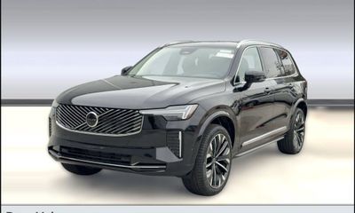 2026 Volvo XC90 Ultra Bright