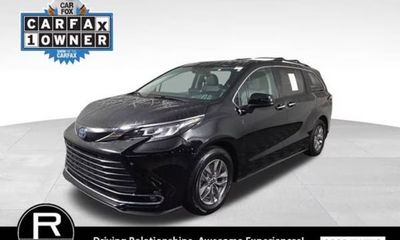 2022 Toyota Sienna XLE