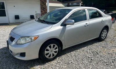 2010 Toyota Corolla SDN Auto LE