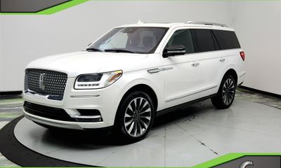 2019 Lincoln Navigator Select
