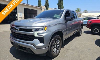 2025 Chevrolet Silverado RST