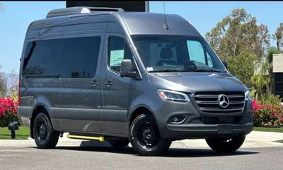 2026 Mercedes-Benz Sprinter 907 VS30 Passenger