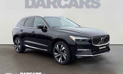 2023 Volvo XC60 Plus Bright