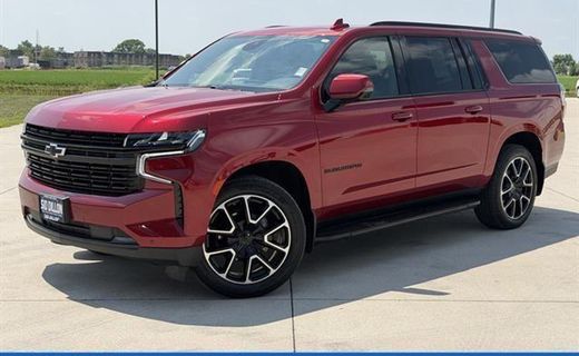 2023 Chevrolet Suburban RST