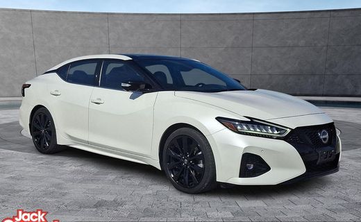 2023 Nissan Maxima SR